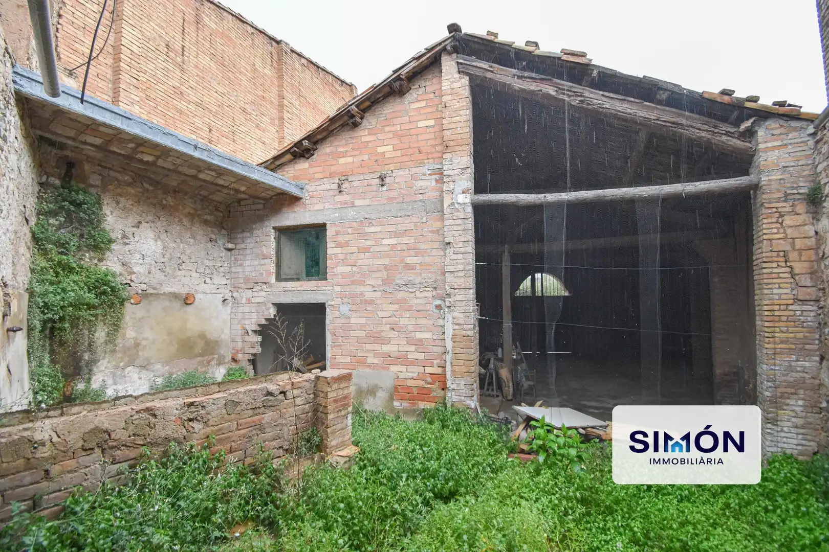 Exterior view of Houses for sale in Avinyó