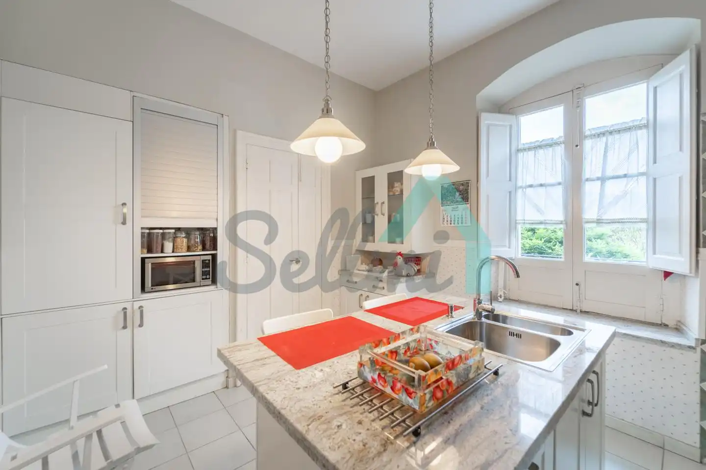 Cocina de Casa o chalet en venta en Ribera de Arriba con Jardín privado, Terraza y Balcón