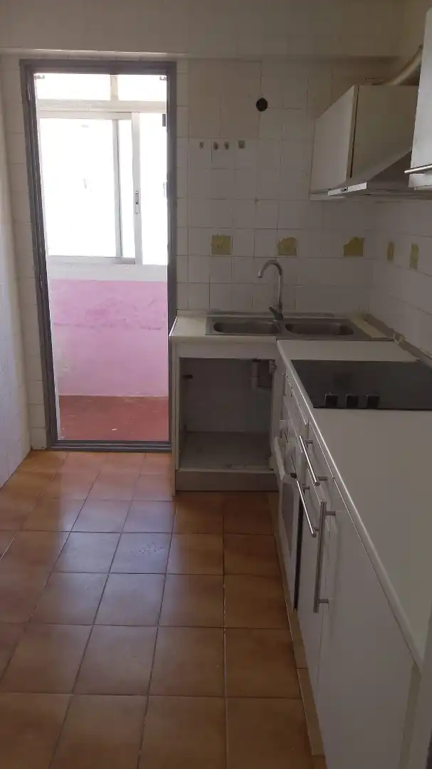 Cocina de Piso en venta en Valencia con Balcón
