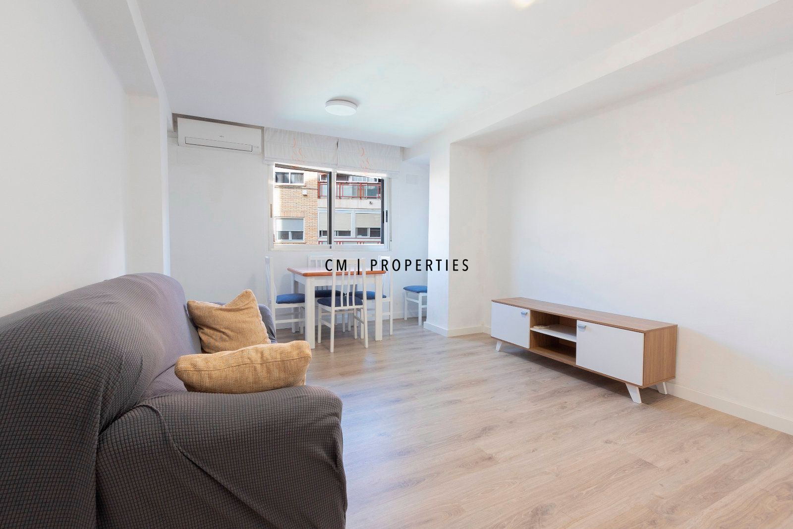 Vista exterior de Pis de lloguer en  Valencia Capital amb Aire condicionat, Calefacció i Terrassa