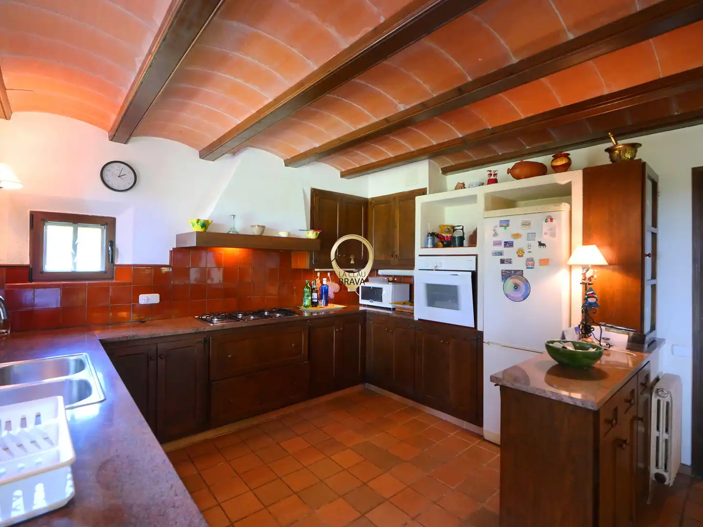 Küche von Country house zum Verkauf in Cassà de la Selva mit Heizung, Privatgarten und Abstellraum