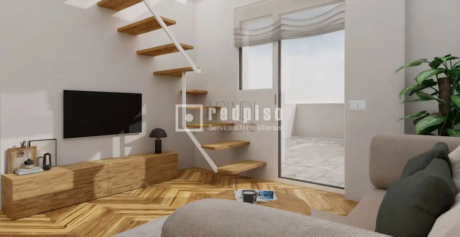 Schlafzimmer von Dachboden zum Verkauf in Madrid mit Klimaanlage, Heizung und Parkett