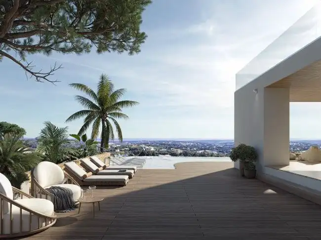 Chalet con piscina en venta en Sotogrande Alto