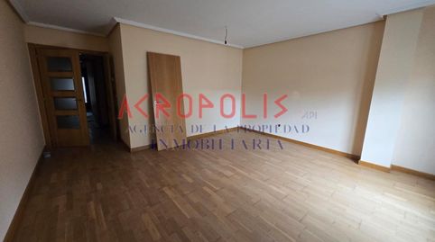 Foto 3 von Wohnung zum Verkauf in Plaza España 2, Villarejo de Órbigo, León