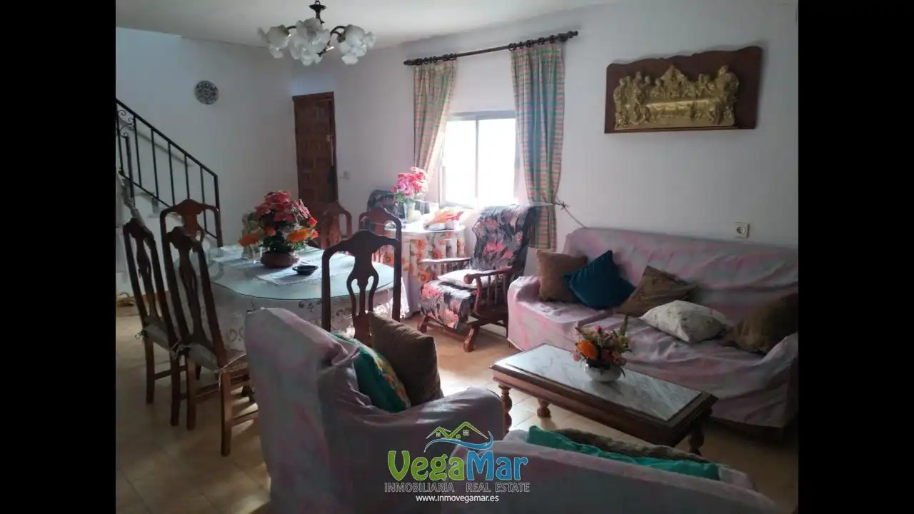 Sala de estar de Edificio en venta en Nerja