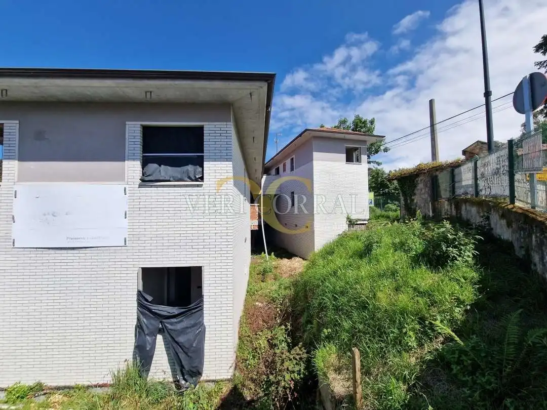 Buildings for sale in Llanes