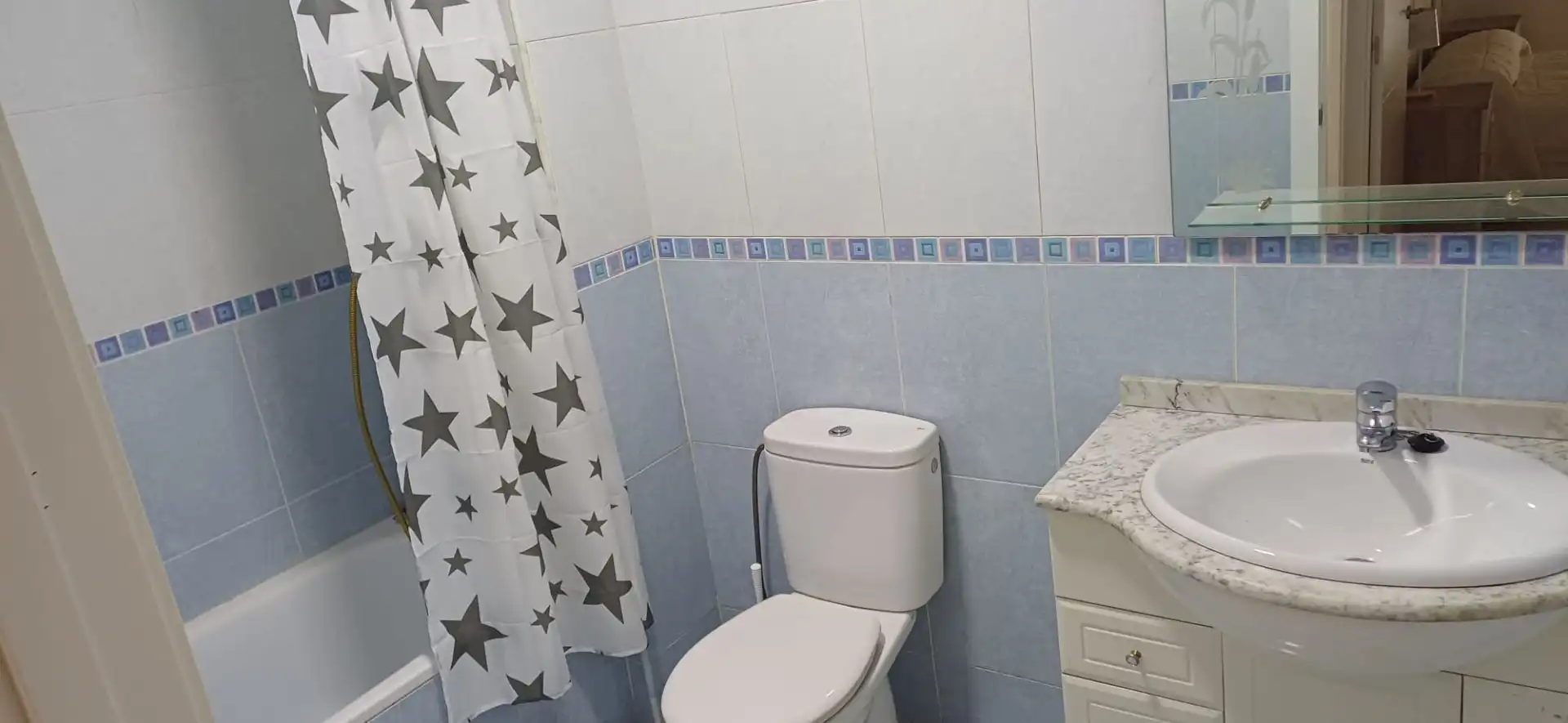 Bathroom of Flat for sale in Getafe  with Air Conditioner