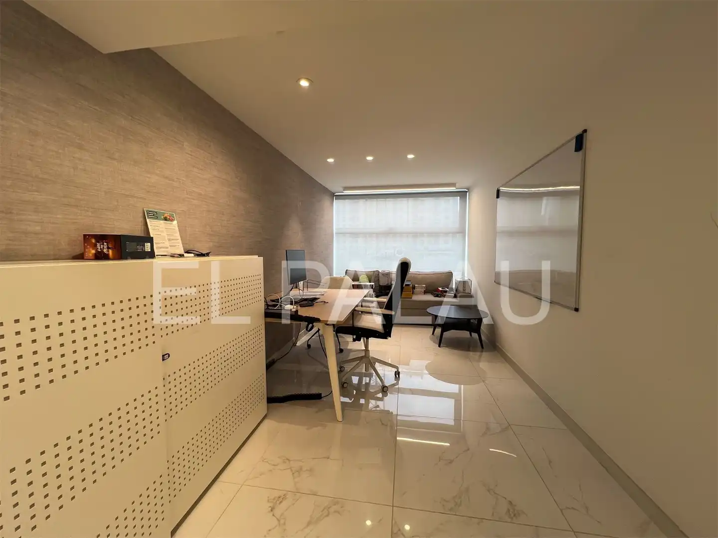 Office for rent in Valencia  with Air Conditioner