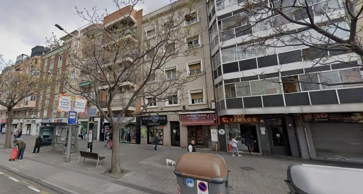 Exterior view of Flat for sale in L'Hospitalet de Llobregat