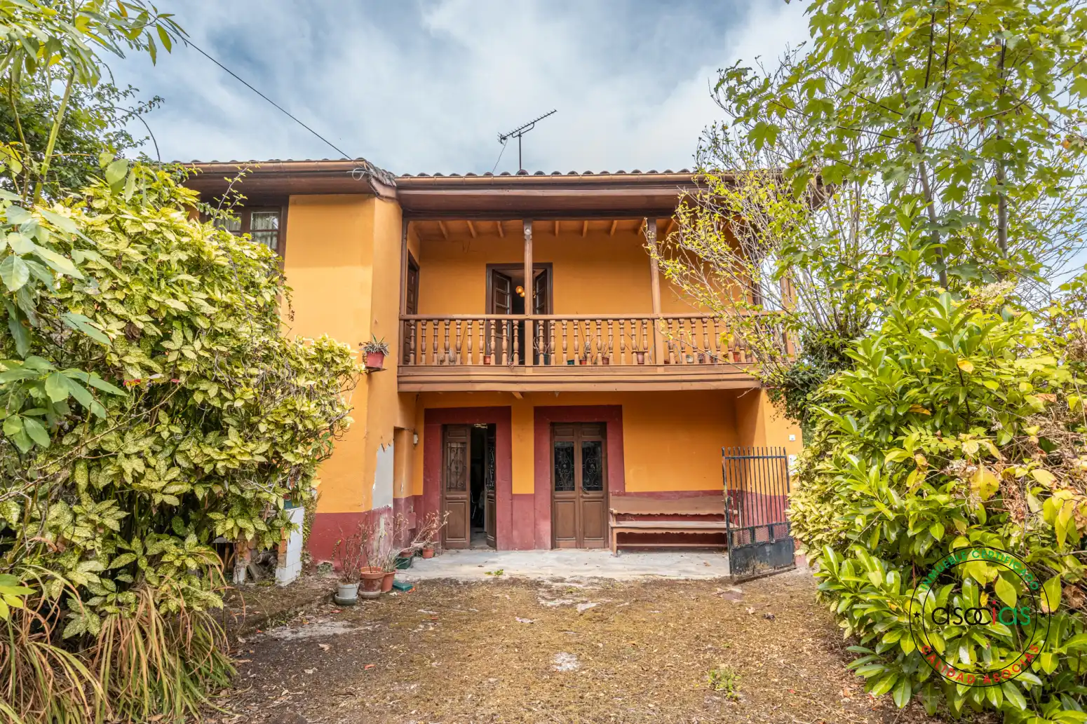 Vista exterior de Casa o xalet en venda en Oviedo 