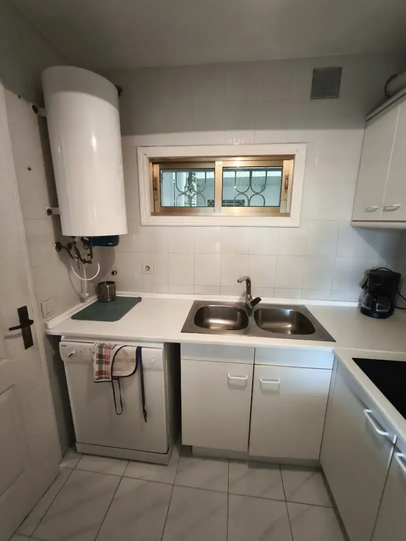 Cuina de Apartament en venda en Cambrils amb Aire condicionat, Calefacció i Terrassa