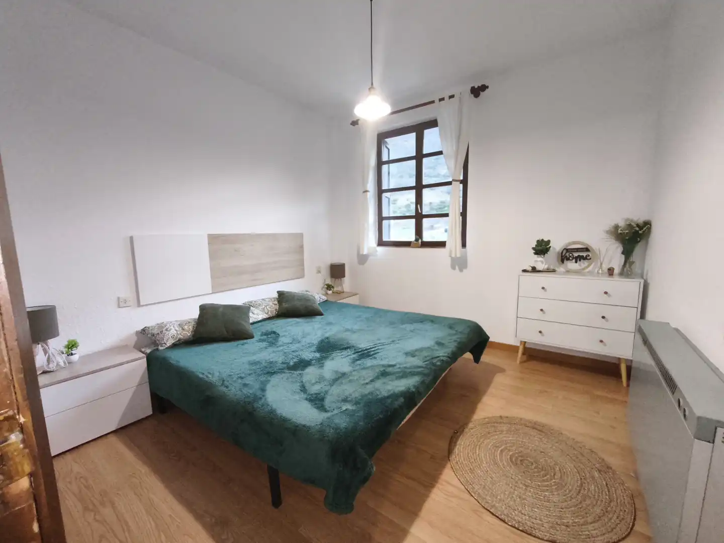 Habitación de Piso de alquiler en Puebla de Lillo con Calefacción, Amueblado y Lavadora