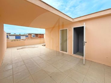Casa a schiera con balcone in vendita a Camino Om Blanc