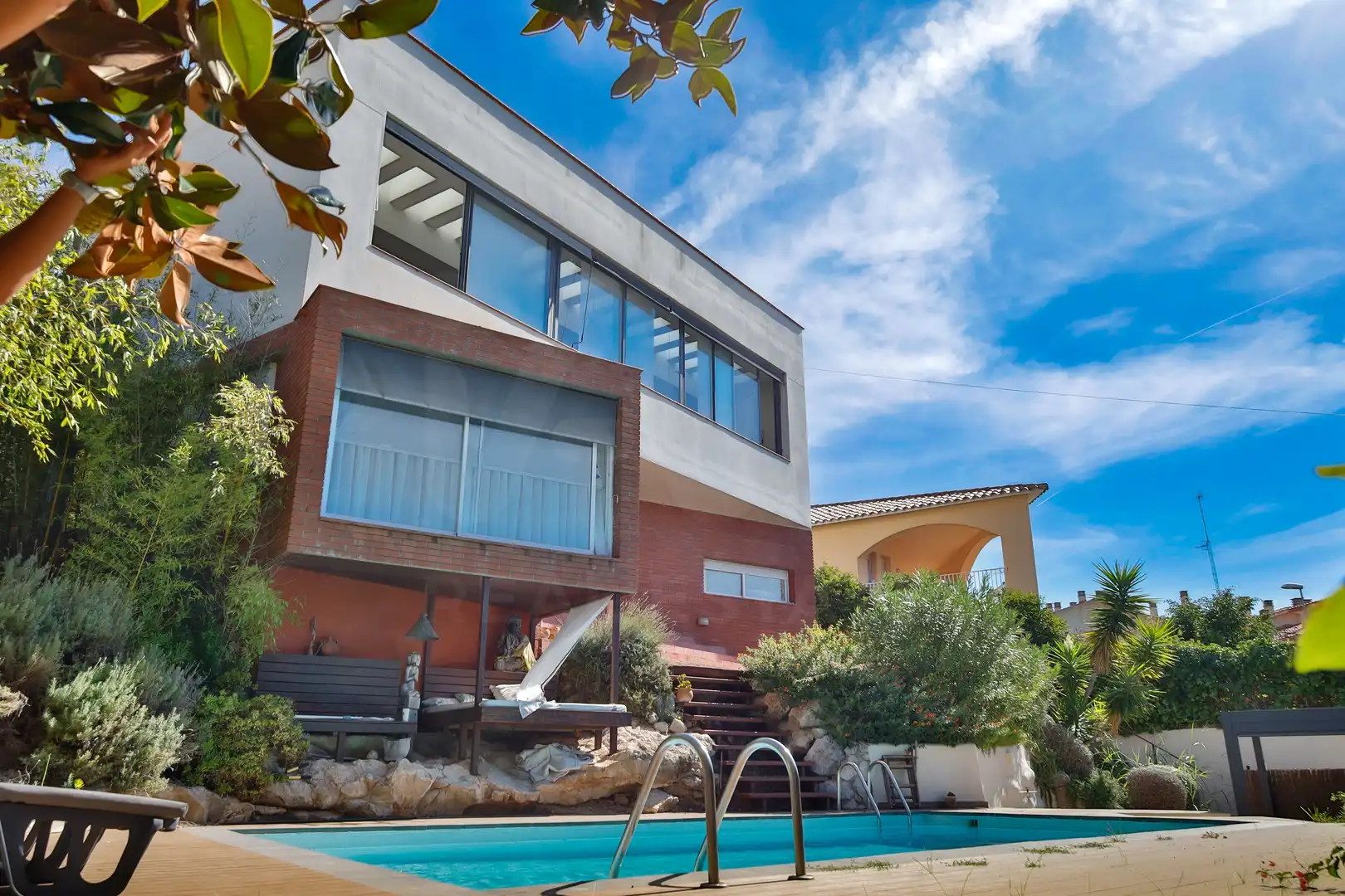 House with pool for sale in Llevantina - Montgavina - Quintmar