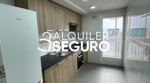 Foto 4 de Piso de alquiler en Blasón, Puerta Bonita, Madrid Capital