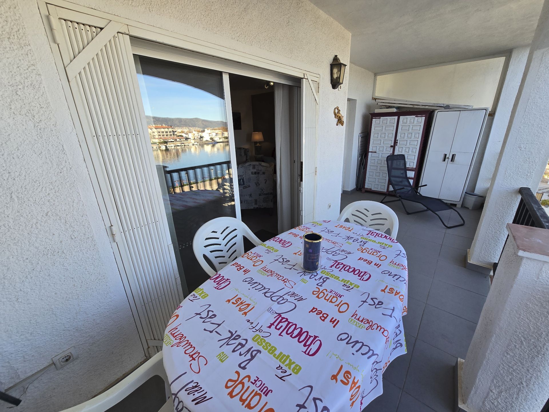 Terrassa de Apartament en venda en Empuriabrava amb Aire condicionat, Calefacció i Terrassa