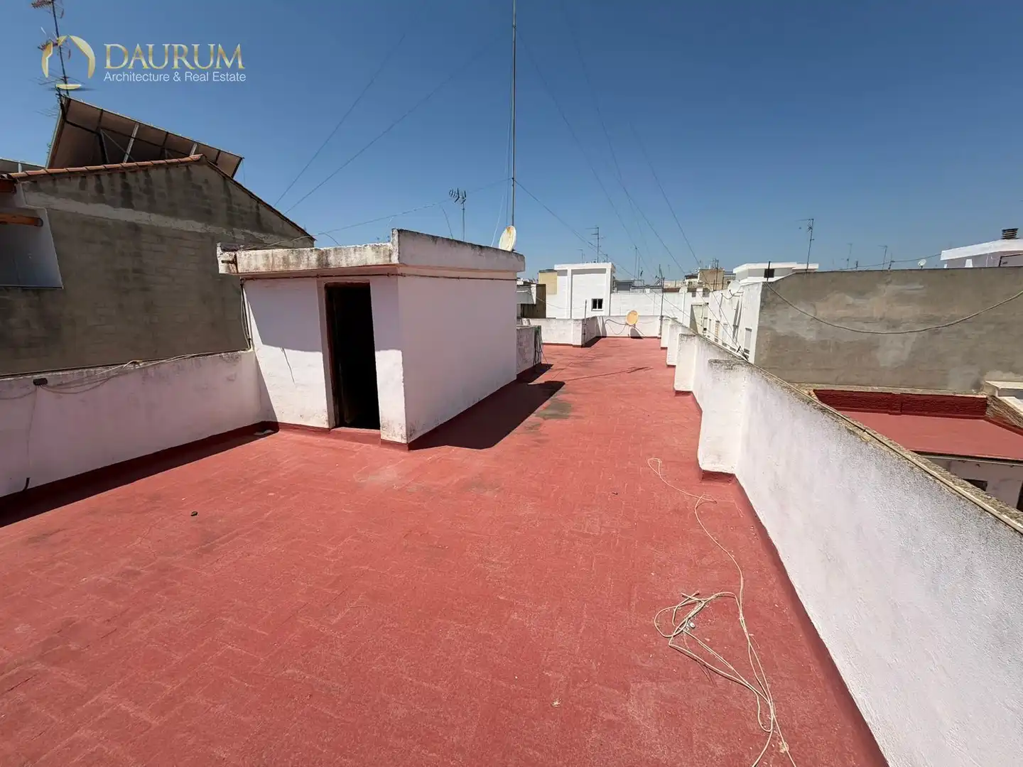 Exterior view of Houses for sale in Manises  with Air Conditioner, Terrace and Furnished