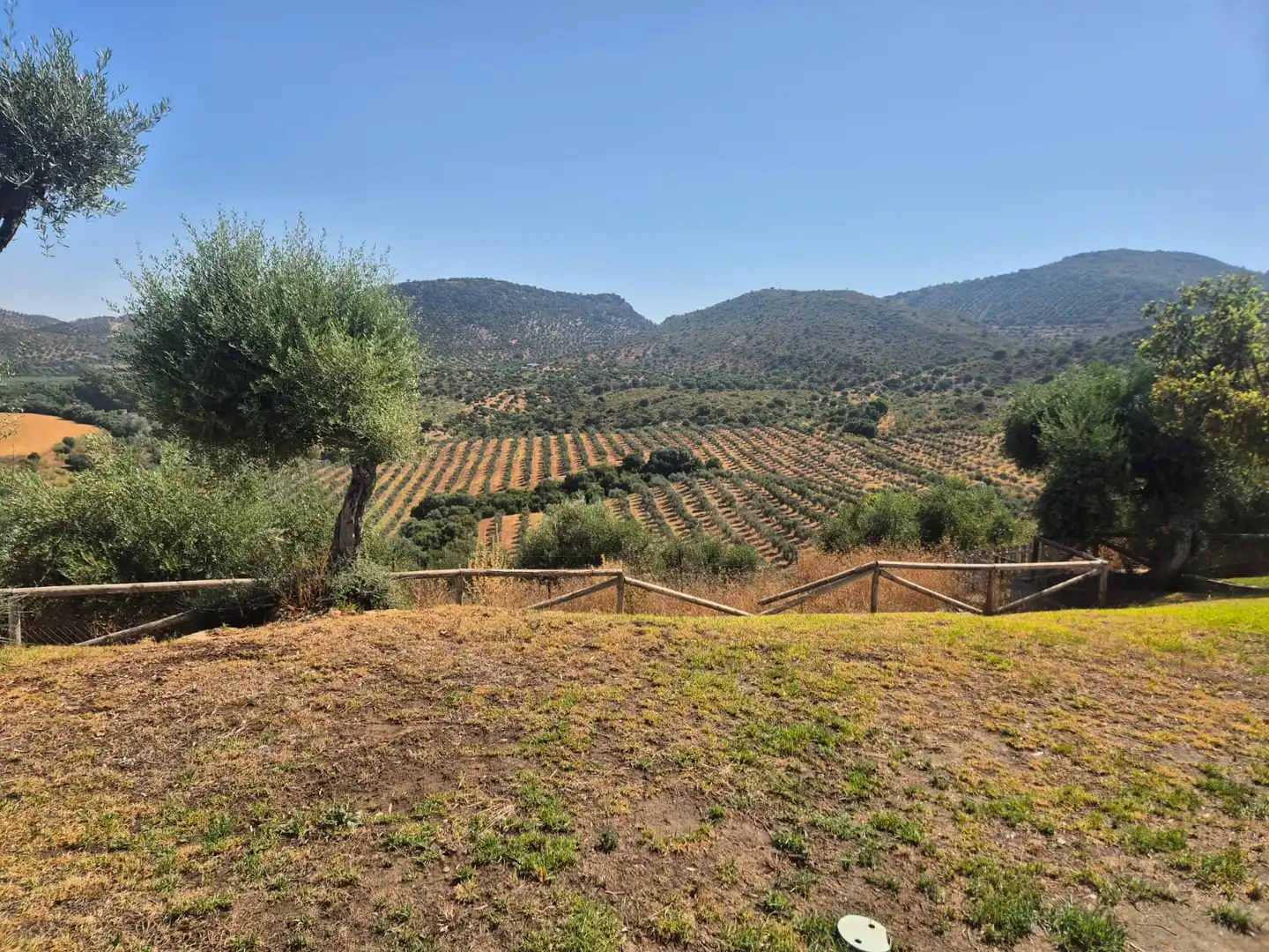 Finca rústica en venda en Puerto Serrano amb Aire condicionat, Calefacció i Jardí privat