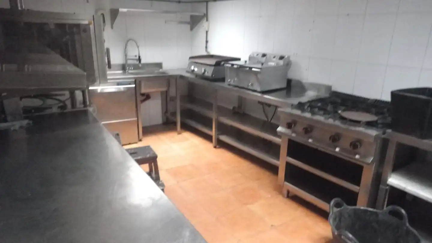 Local comercial en venda a Villaviciosa - Amandi