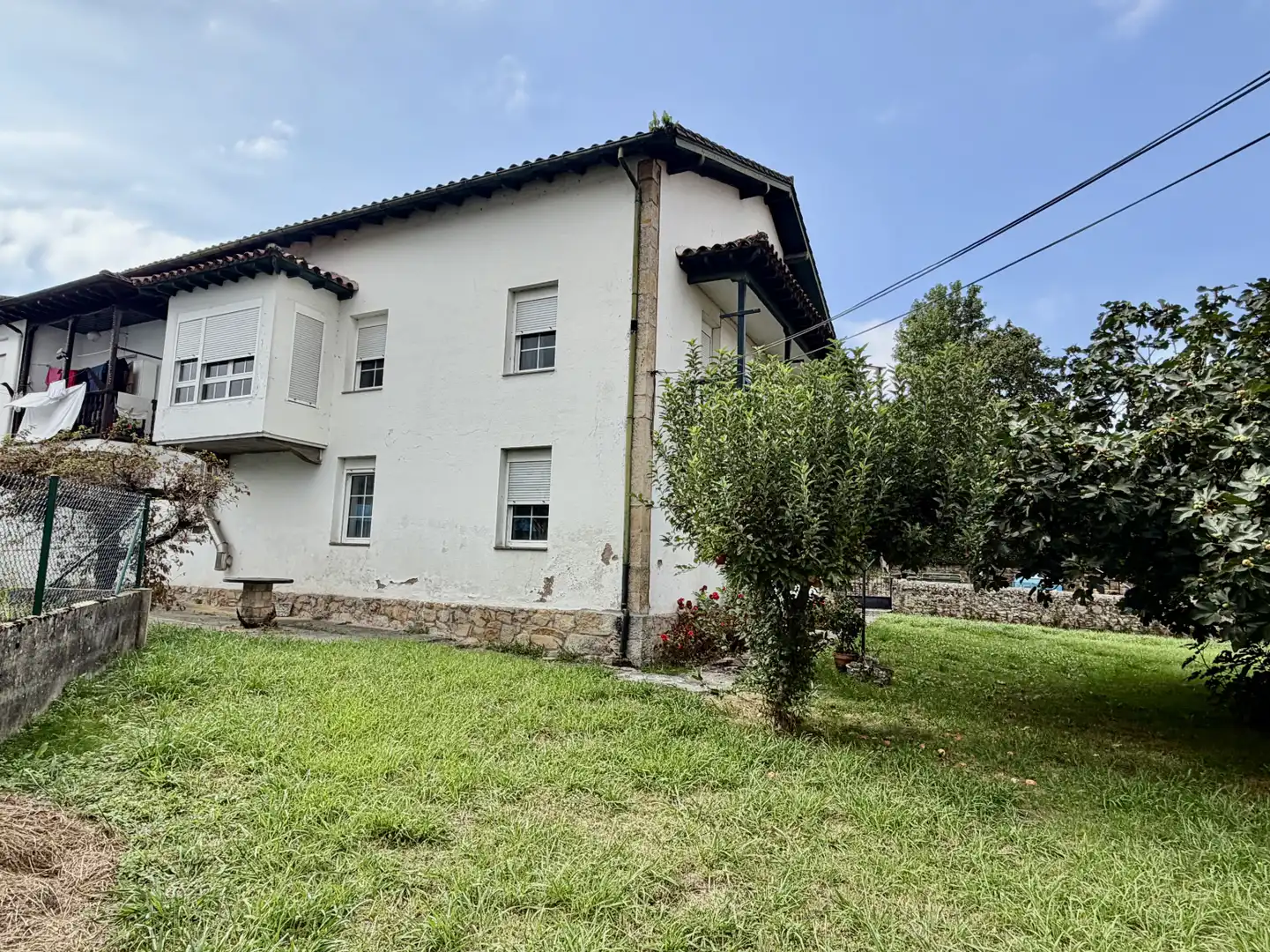 Vista exterior de Casa o xalet en venda en Liérganes amb Terrassa i Balcó