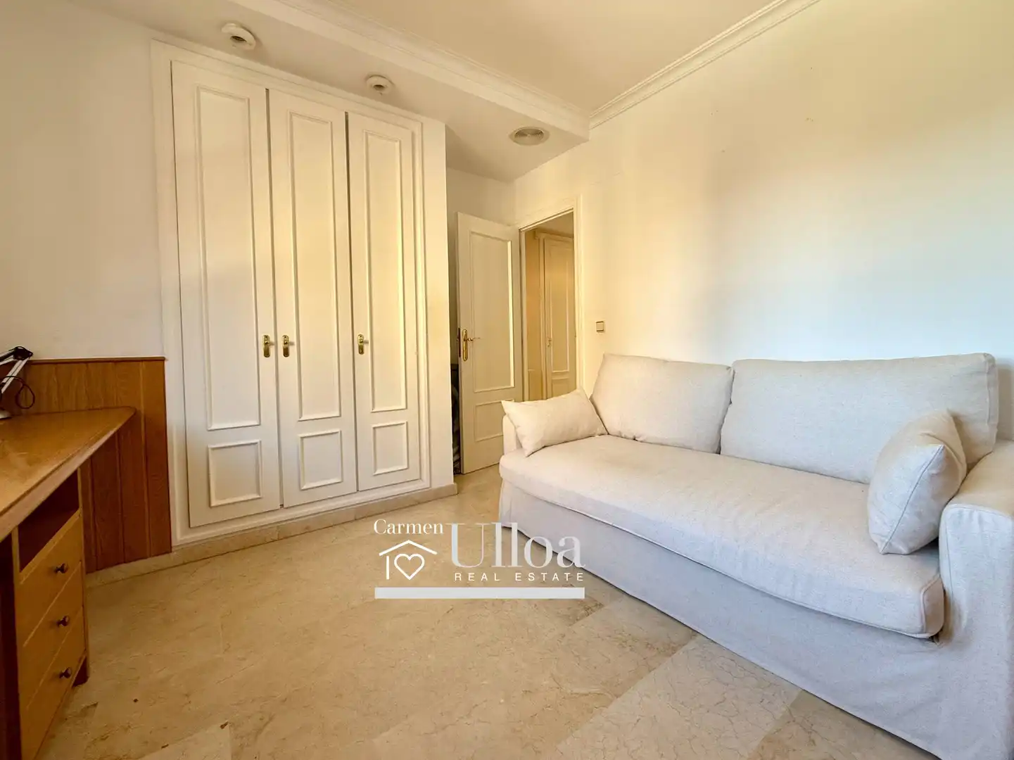 Dormitori de Casa o xalet en venda en Alicante / Alacant amb Aire condicionat, Calefacció i Jardí privat