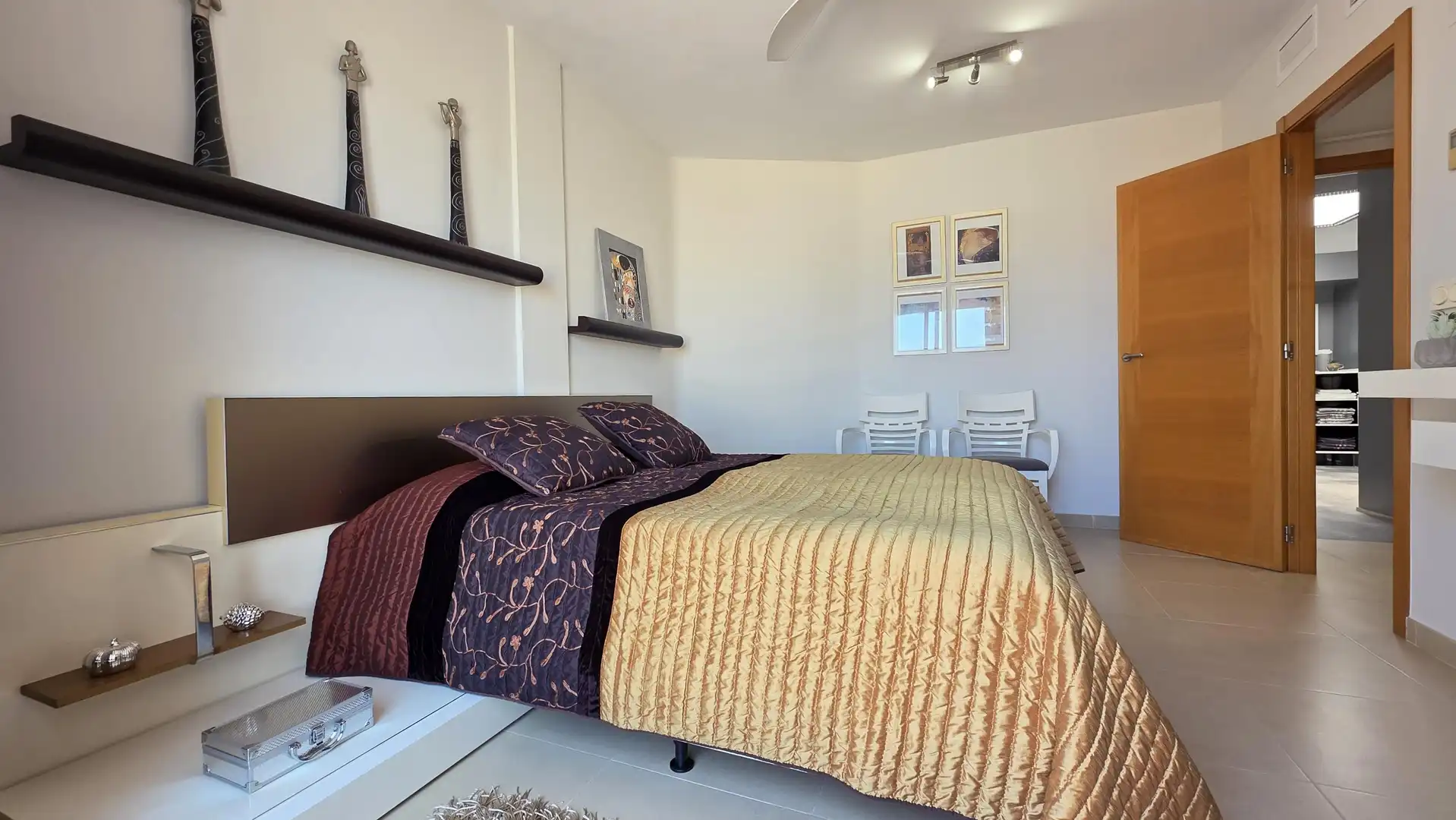Habitación de Ático en venta en Gandia con Aire acondicionado, Calefacción y Terraza