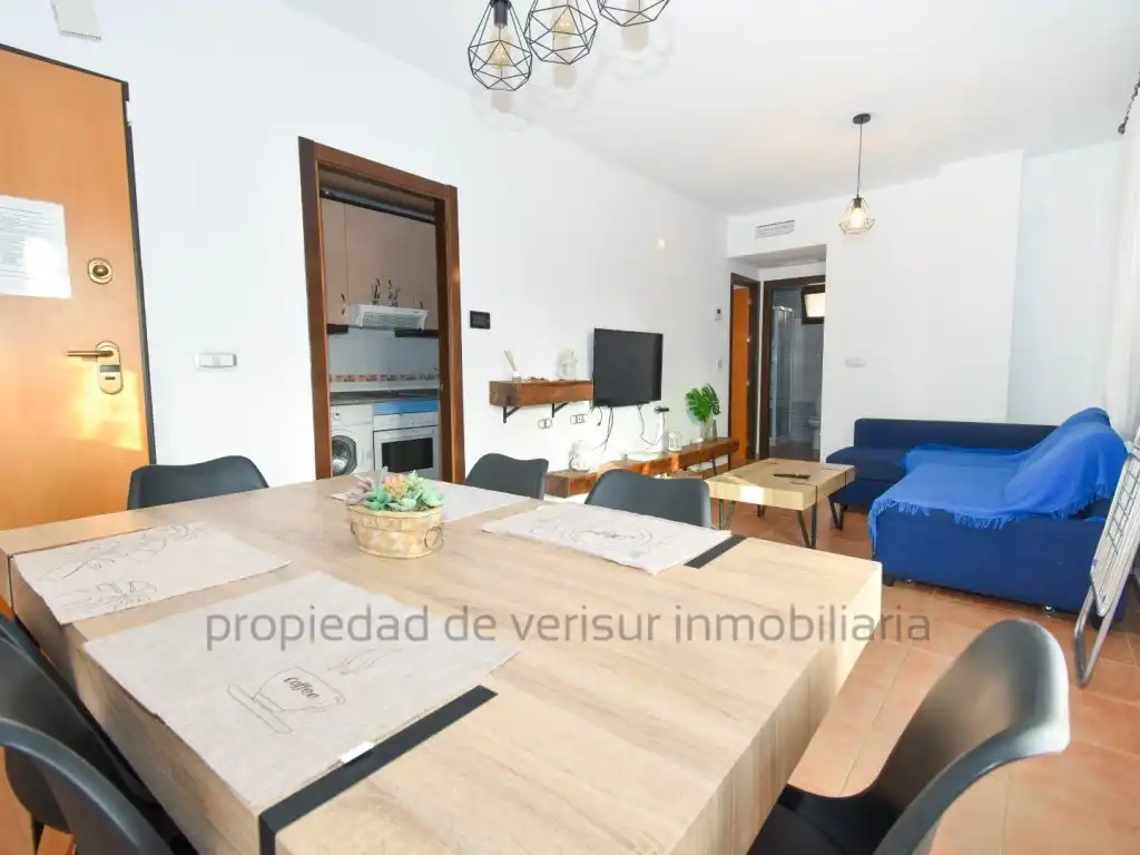 Sala de estar de Apartamento de alquiler en Águilas con Aire acondicionado, Jardín privado y Piscina