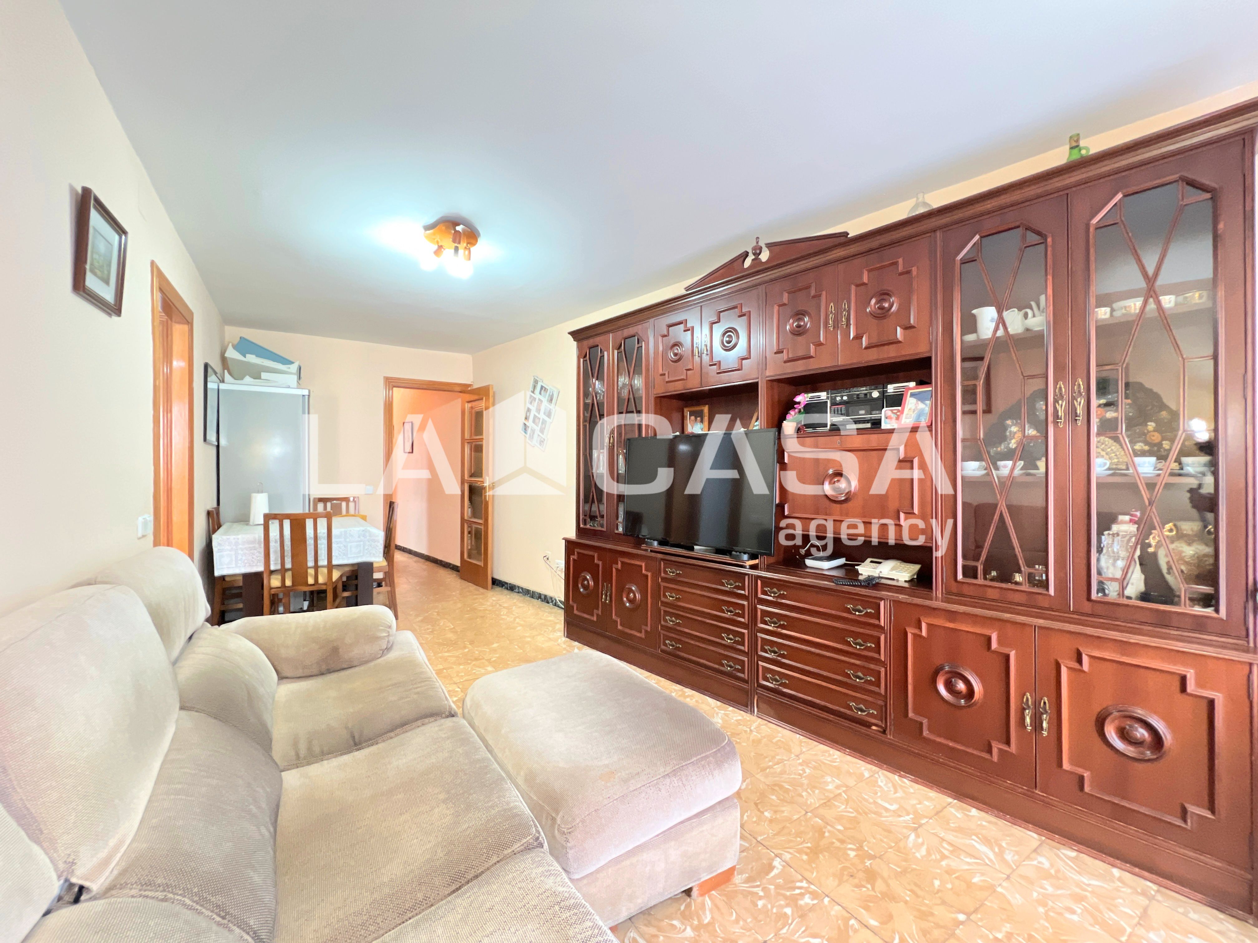 Flat for sale in Carrer de les Torres, Les Roquetes, Nou Barris