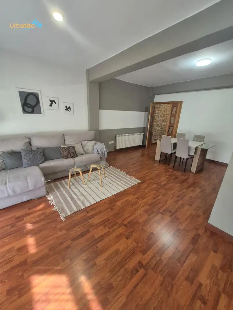 Wohnzimmer von Wohnungen zur Miete in Badajoz mit Klimaanlage, Heizung und Möbliert