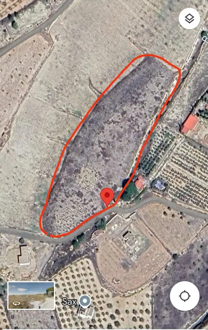 Residential land for sale in Sax
