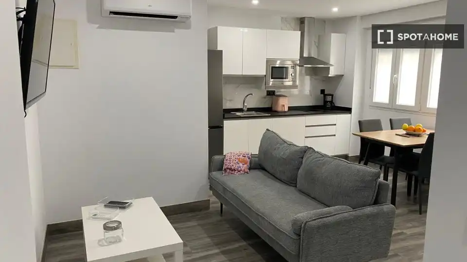 Flat to rent in Camins al Grau