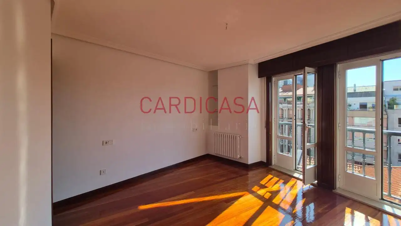 Piso con ascensor en venta en Areal, imagen 25