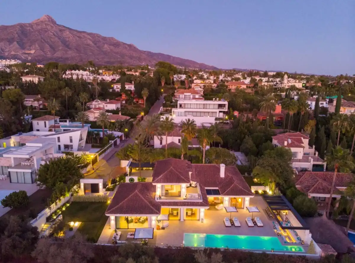 Chalet con piscina en venta en Nueva Andalucía, imagen 32