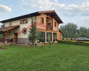 Vista exterior de Finca rústica en venda en Baztan amb Terrassa