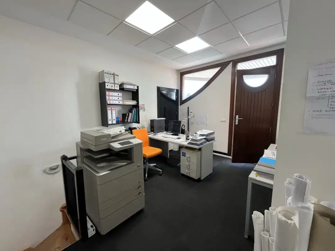 Commercial properties for rent in Orio