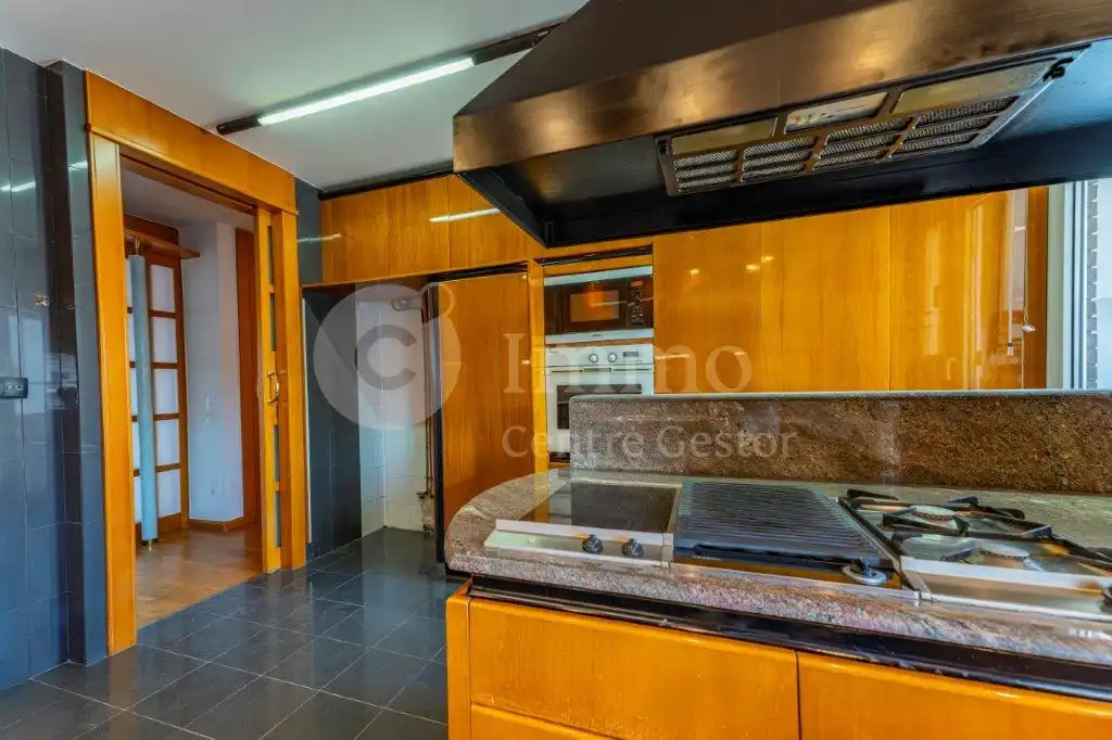 Cocina de Dúplex en venta en Lleida con Aire acondicionado, Calefacción y Parquet
