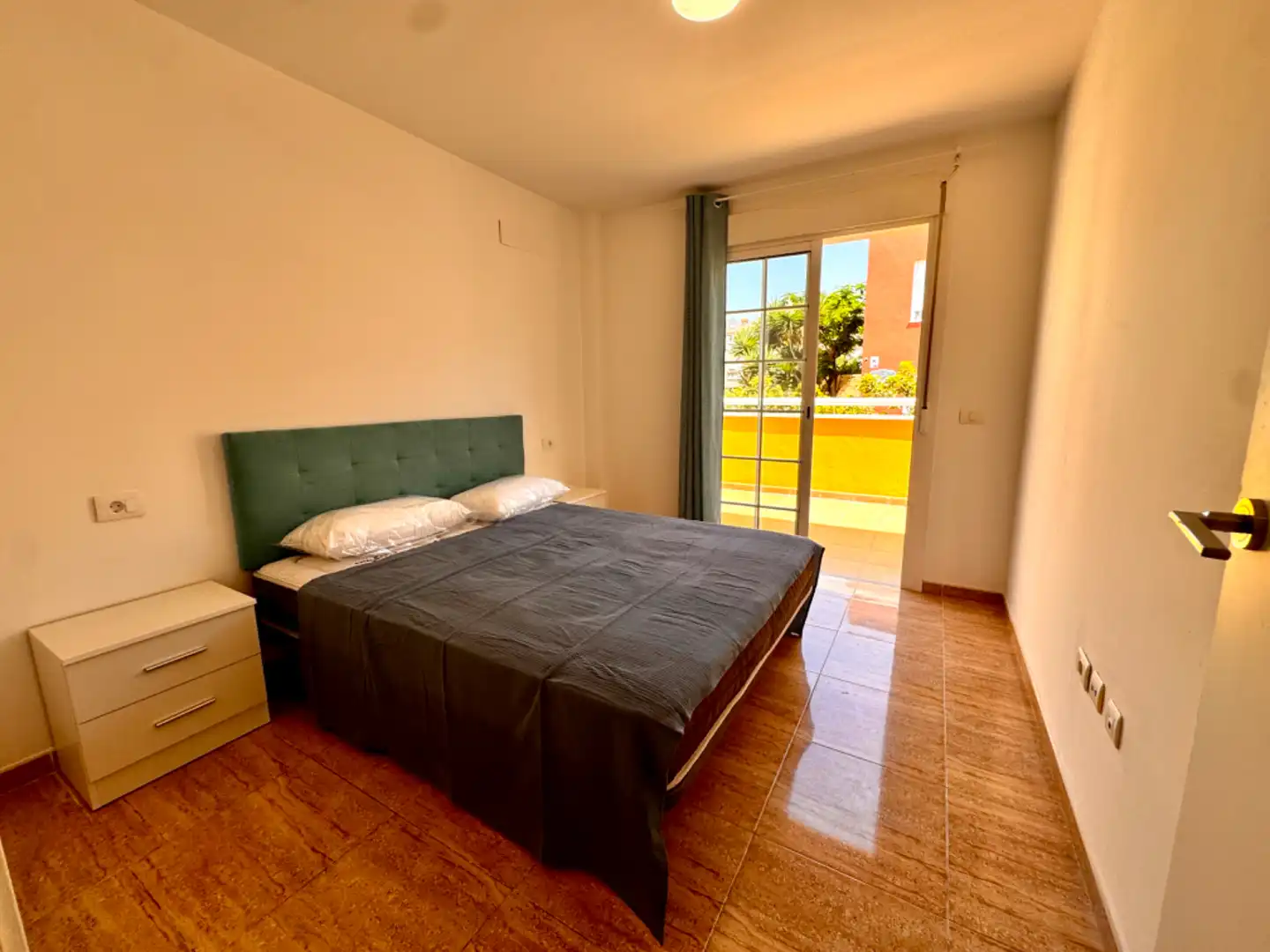 Habitación de Casa adosada en venta en San Miguel de Abona con Aire acondicionado, Jardín privado y Terraza