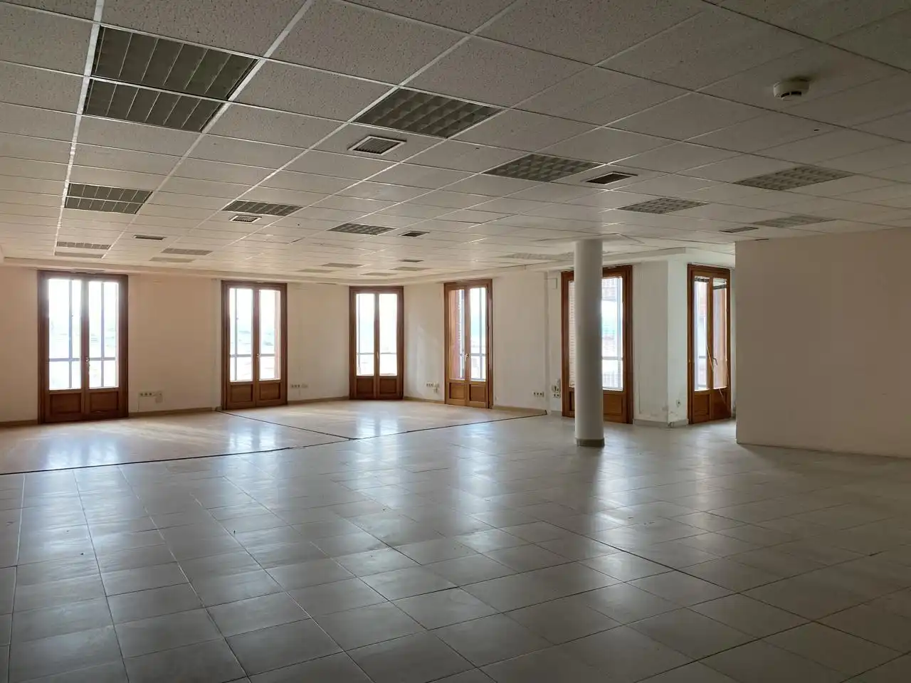 Business premises to rent in Del Duque De Alba