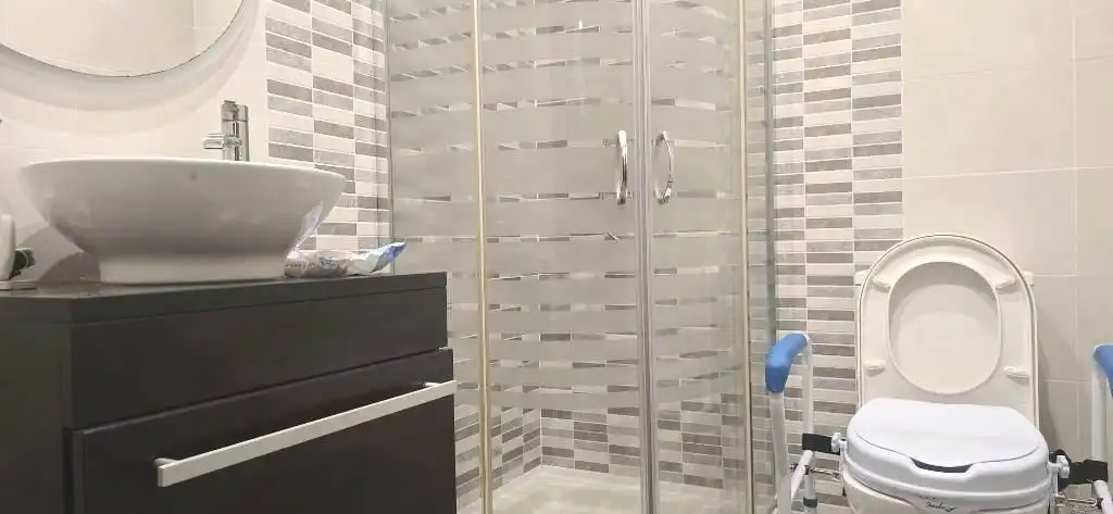 Bathroom of Houses for sale in Cartagena  with Air Conditioner, Private garden and Terrace
