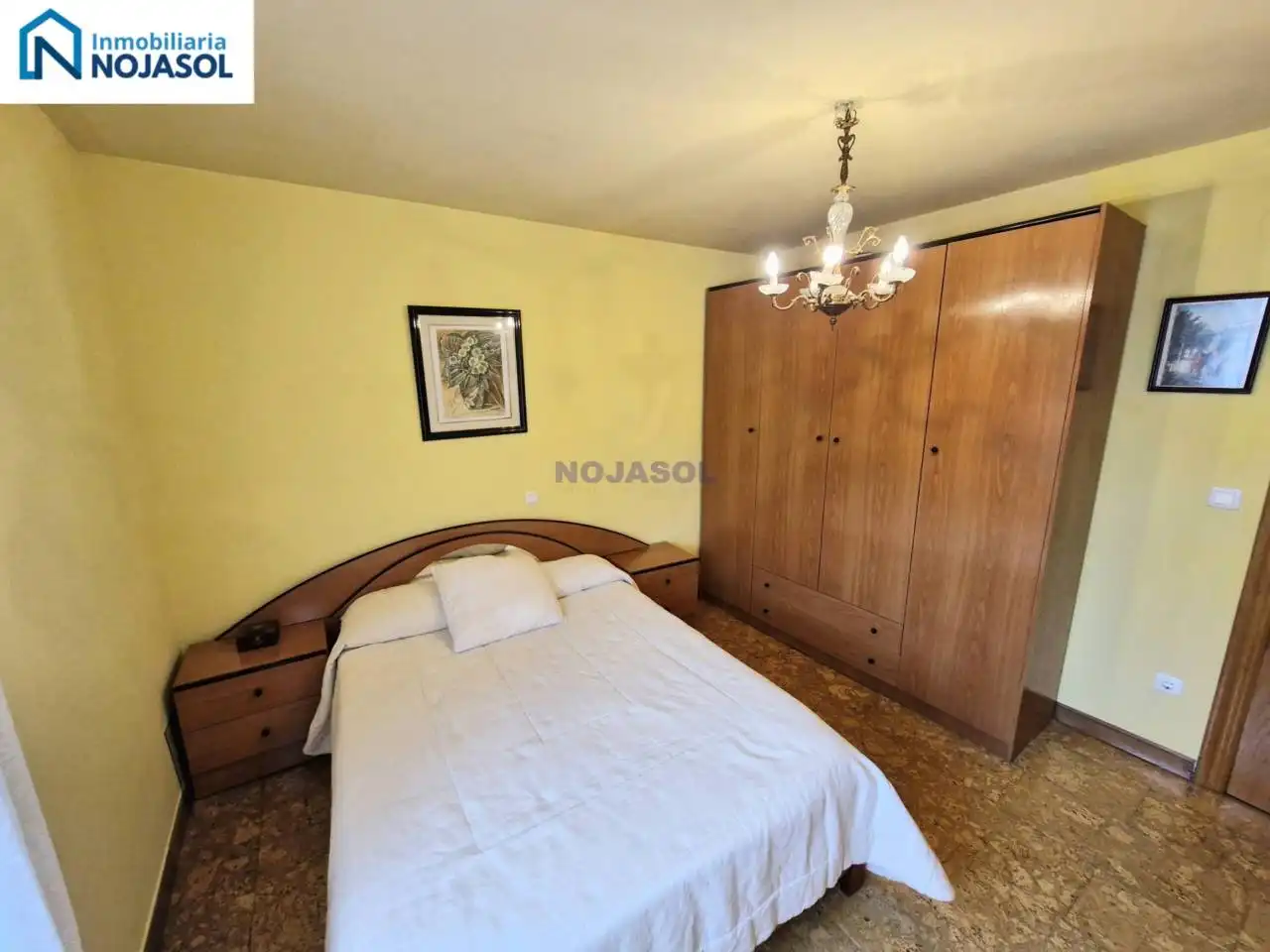 Habitación de Casa adosada en venta en Noja con Calefacción, Jardín privado y Amueblado