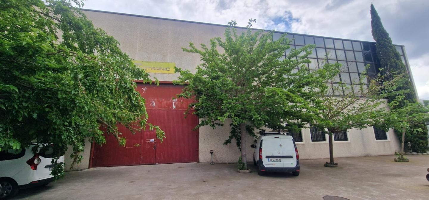 Nau industrial de lloguer a Mas Rampinyo - Montcada Nova - Carrerada, Montcada i Reixac