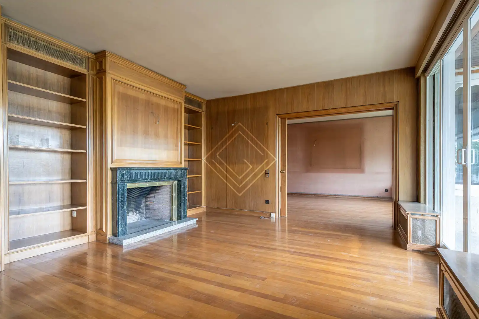 Living room of Flat for sale in Madrid  with Air Conditioner, Heating and Terrace