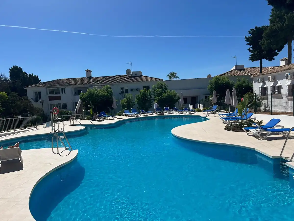 Wohnung mit Pool zum Verkauf in Estepona - Estepona,Paraiso,Calle Hortensia, imagen 2