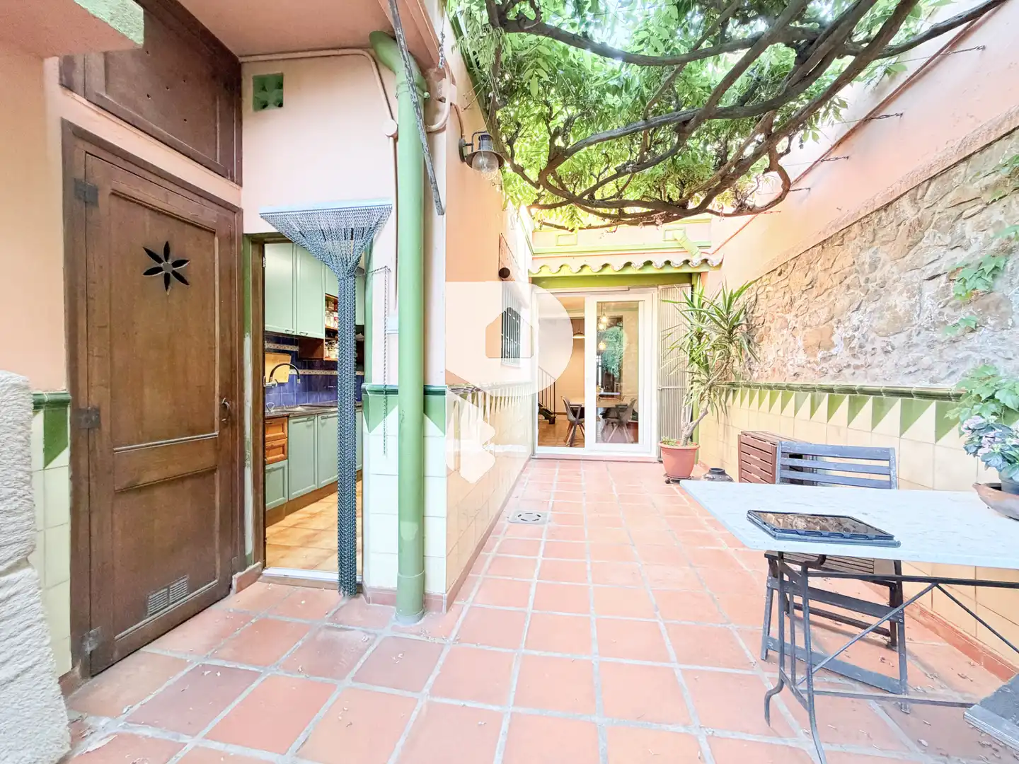 Terraza de Casa adosada en venta en Sant Vicenç Dels Horts con Aire acondicionado, Calefacción y Jardín privado