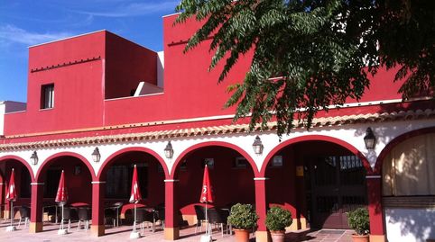 Foto 2 de Edificio en venta en Carretera Badajoz-granada, Santa Cruz, Córdoba Capital