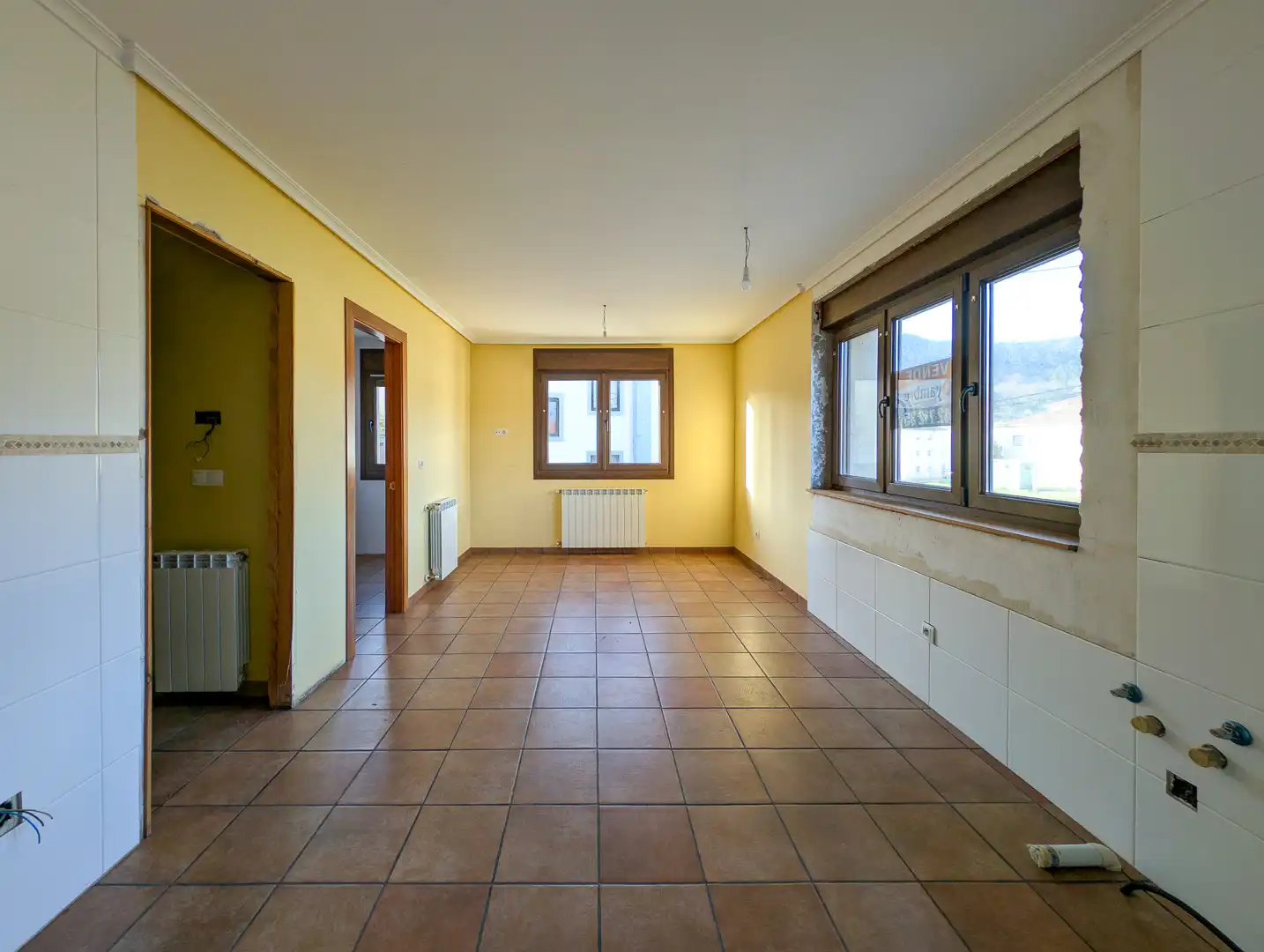 Menjador de Casa o xalet en venda en Val de San Vicente  amb Calefacció, Terrassa i Traster