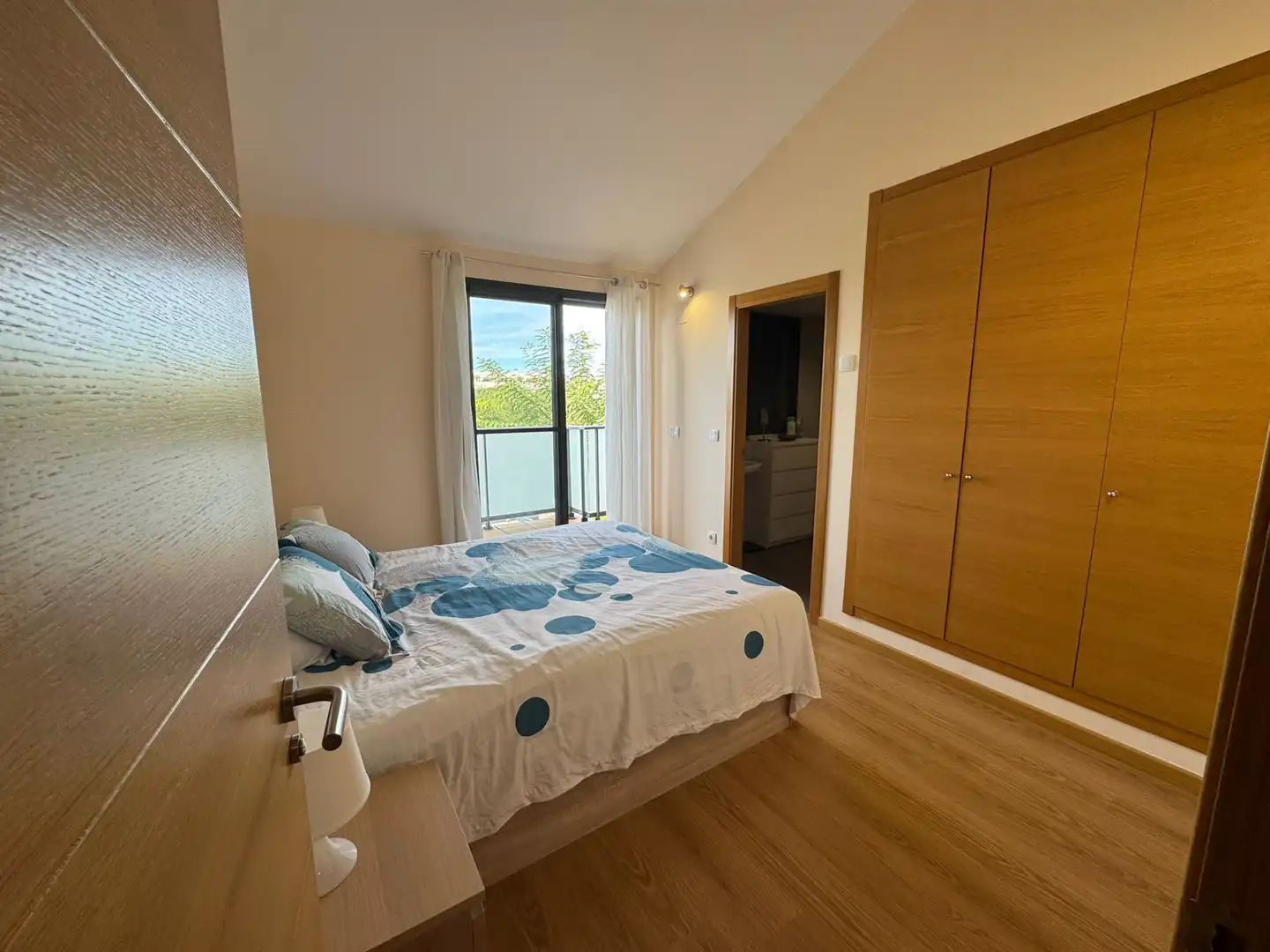 Habitación de Casa adosada en venta en San Jorge / Sant Jordi con Aire acondicionado, Parquet y Terraza