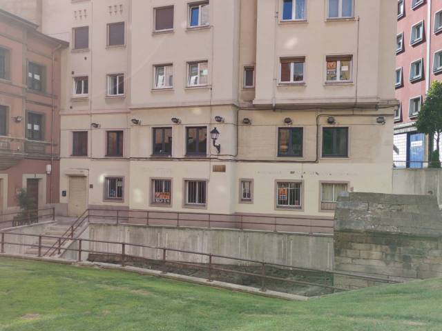 Local comercial en Alquiler en foncalada en Salesas - Foncalada - Campoamor