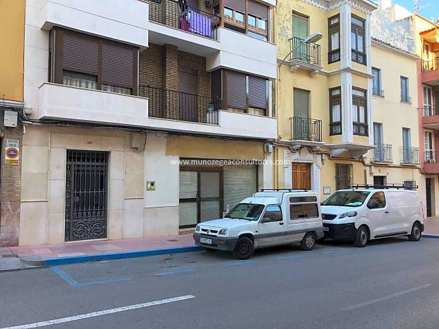 Local comercial en Alquiler en Calle San Francisco en San Francisco