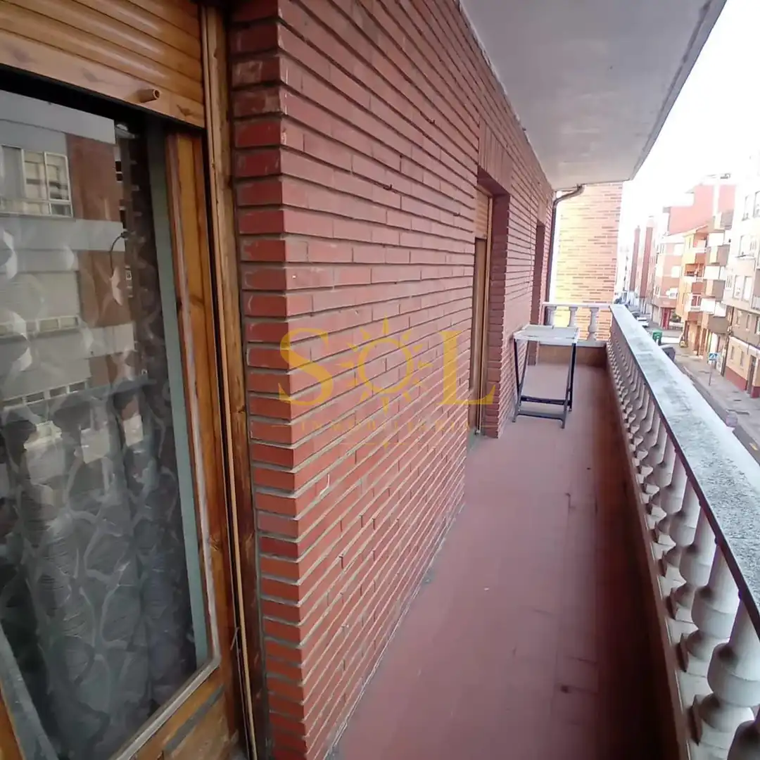 Terrassa de Edifici en venda en León Capital 
